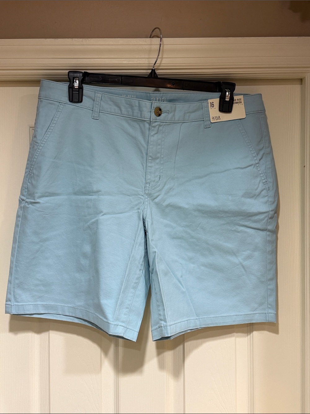 NWT Ana Mid Rise Bermuda Shorts
